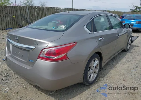 2013 Nissan Altima 2.5 Sv z USA, uszkodzony, nr VIN 1N4AL3AP7DC239998